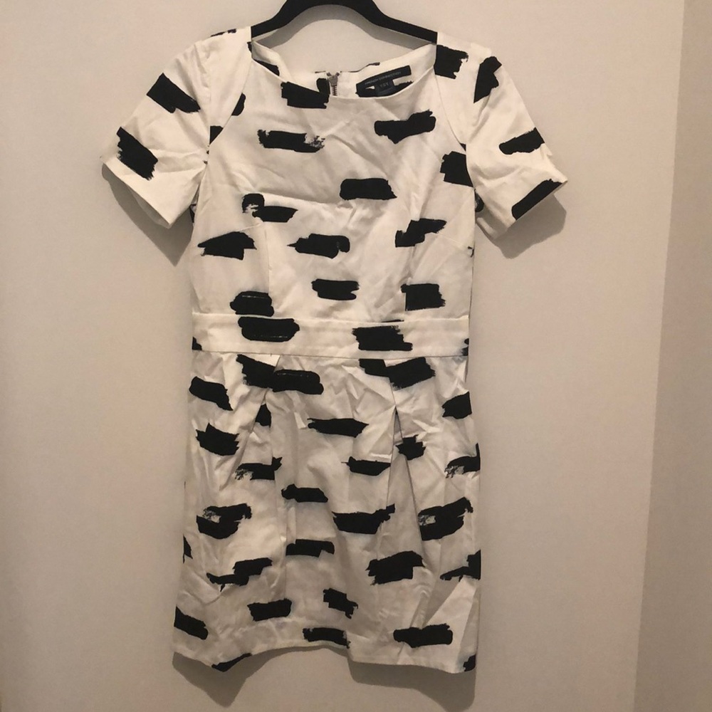 French Connection Dress with pockets!